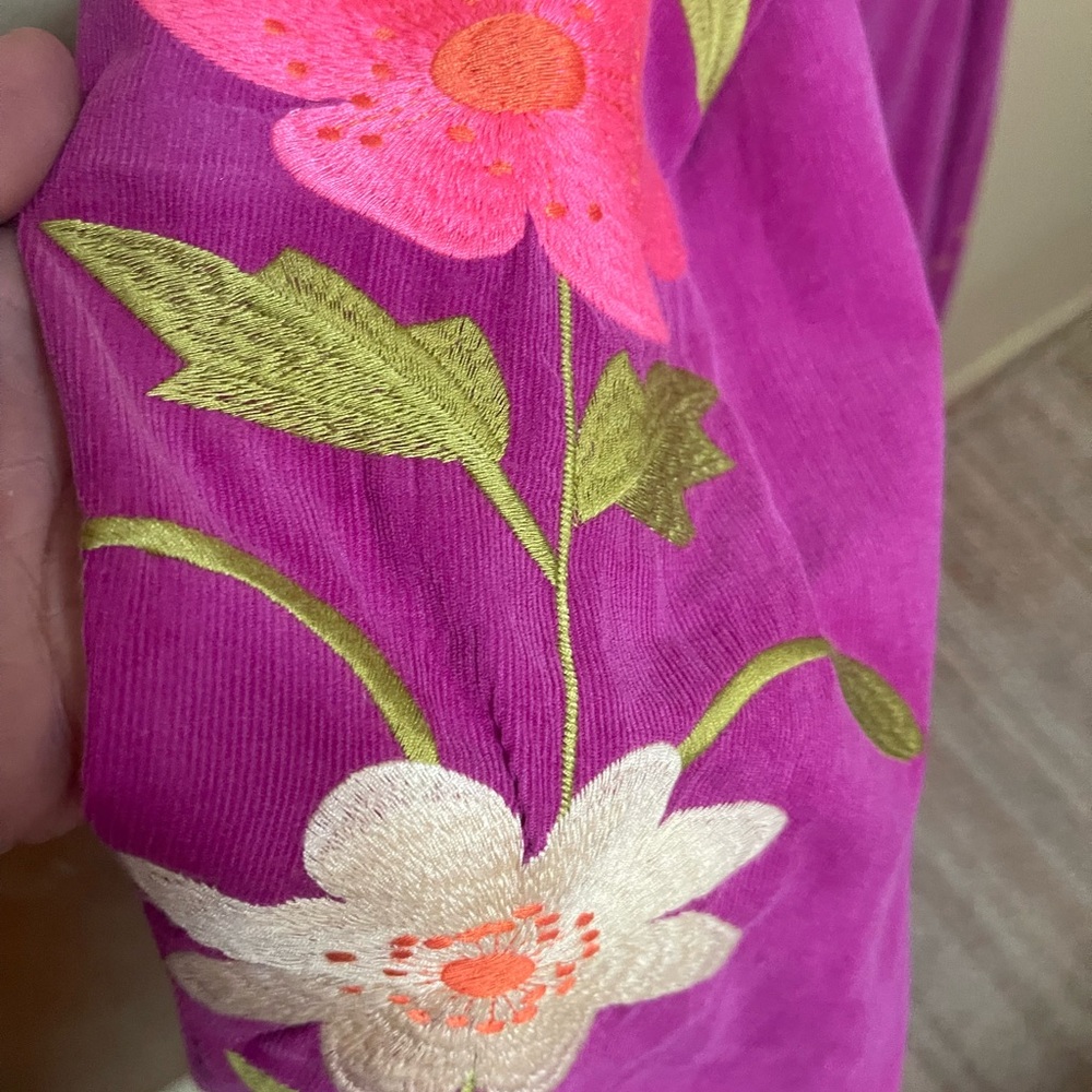 Easel pink floral top